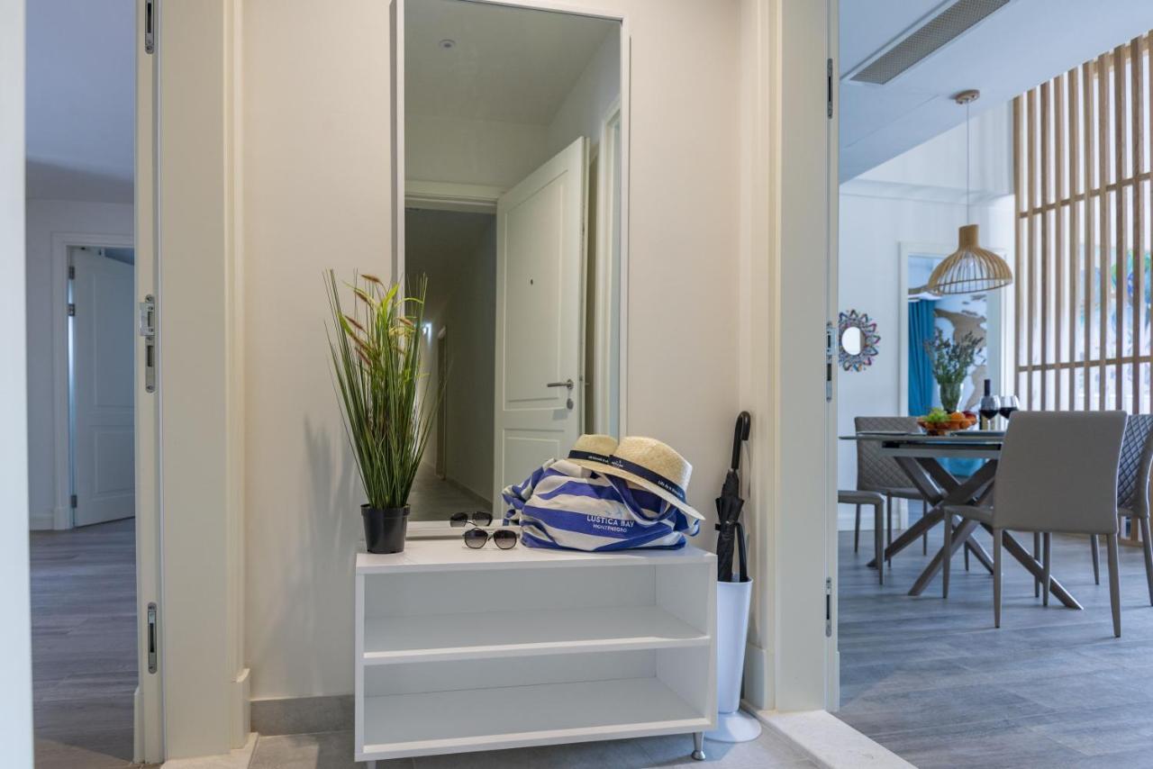 Lustica Apartments Central Тиват Экстерьер фото