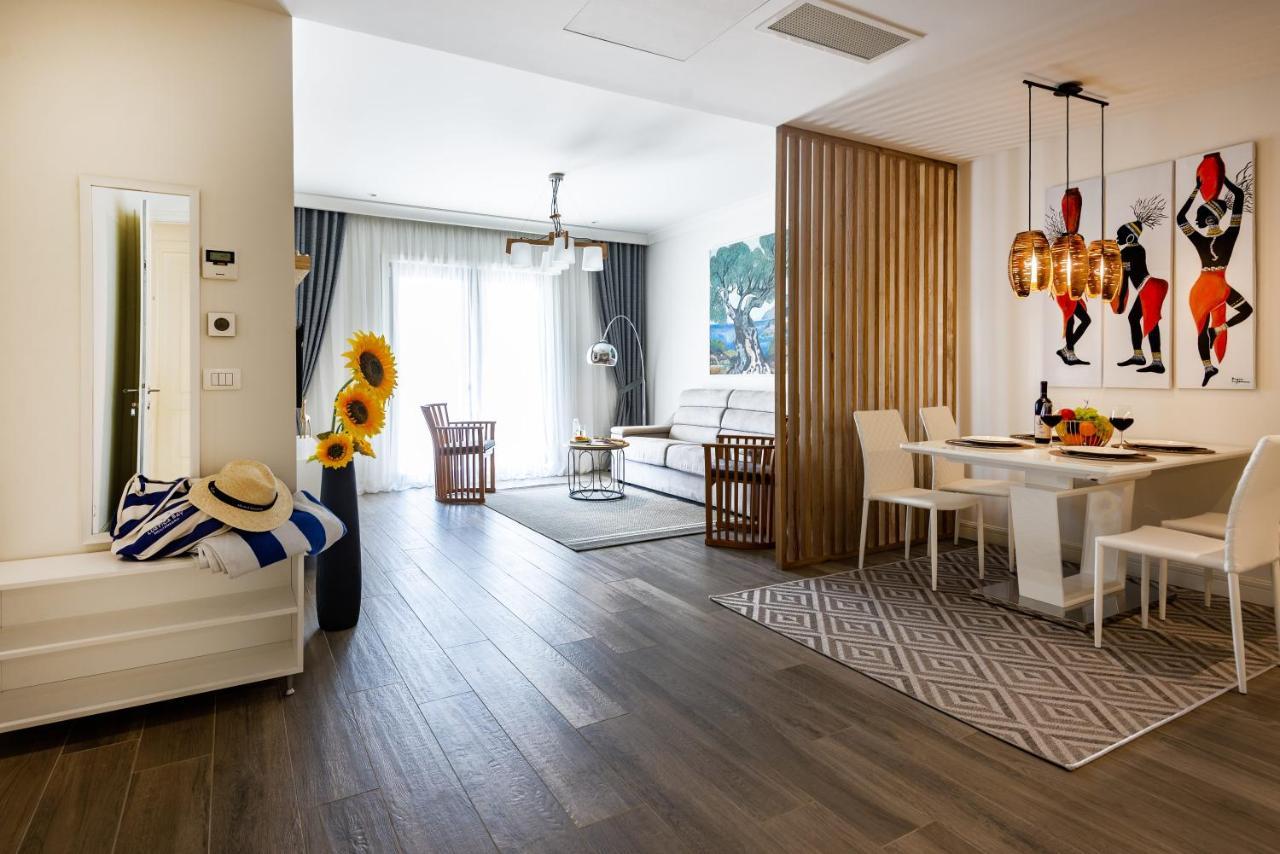 Lustica Apartments Central Тиват Экстерьер фото