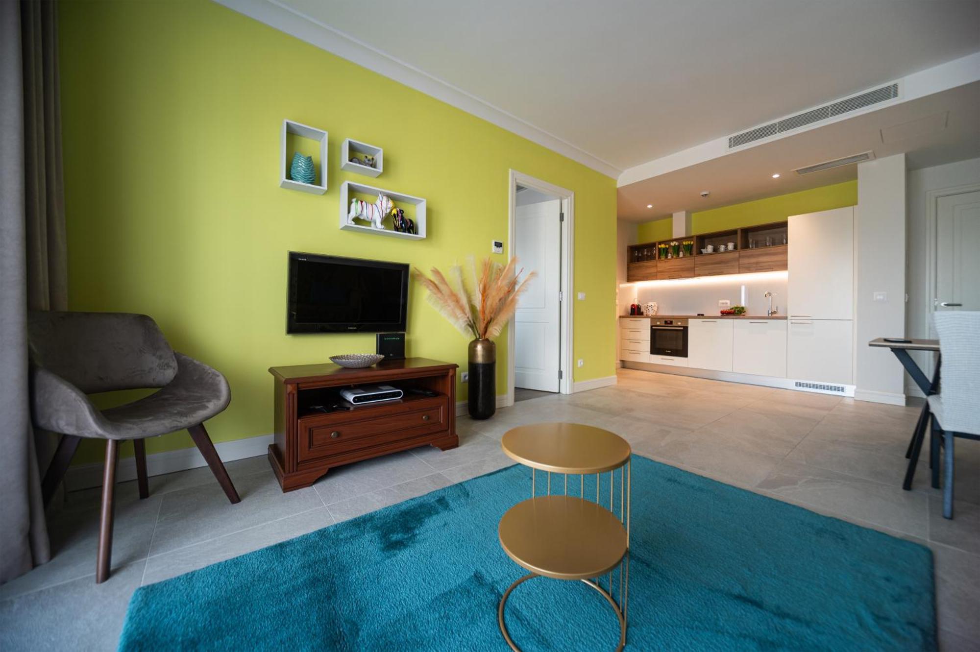Lustica Apartments Central Тиват Экстерьер фото