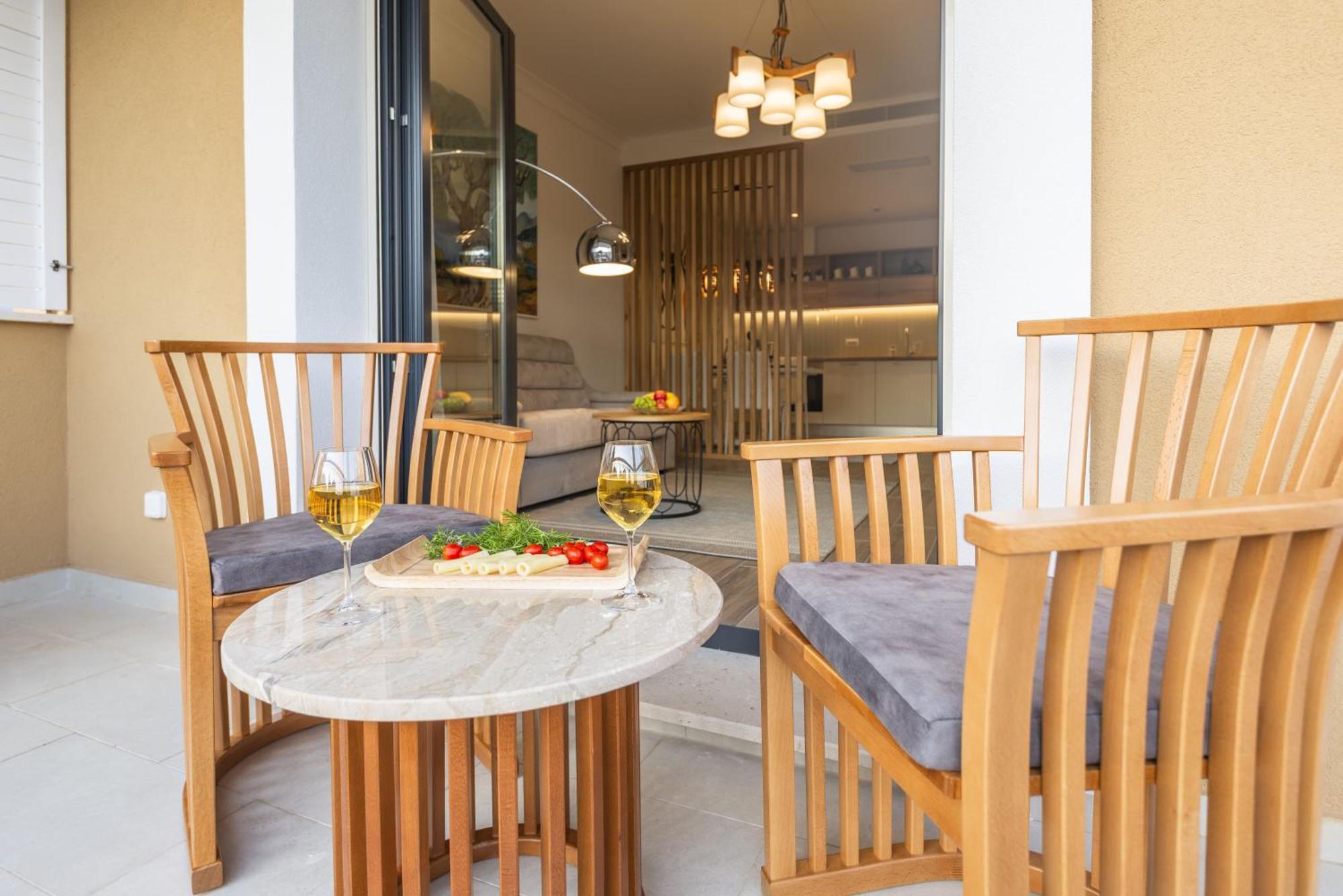 Lustica Apartments Central Тиват Номер фото